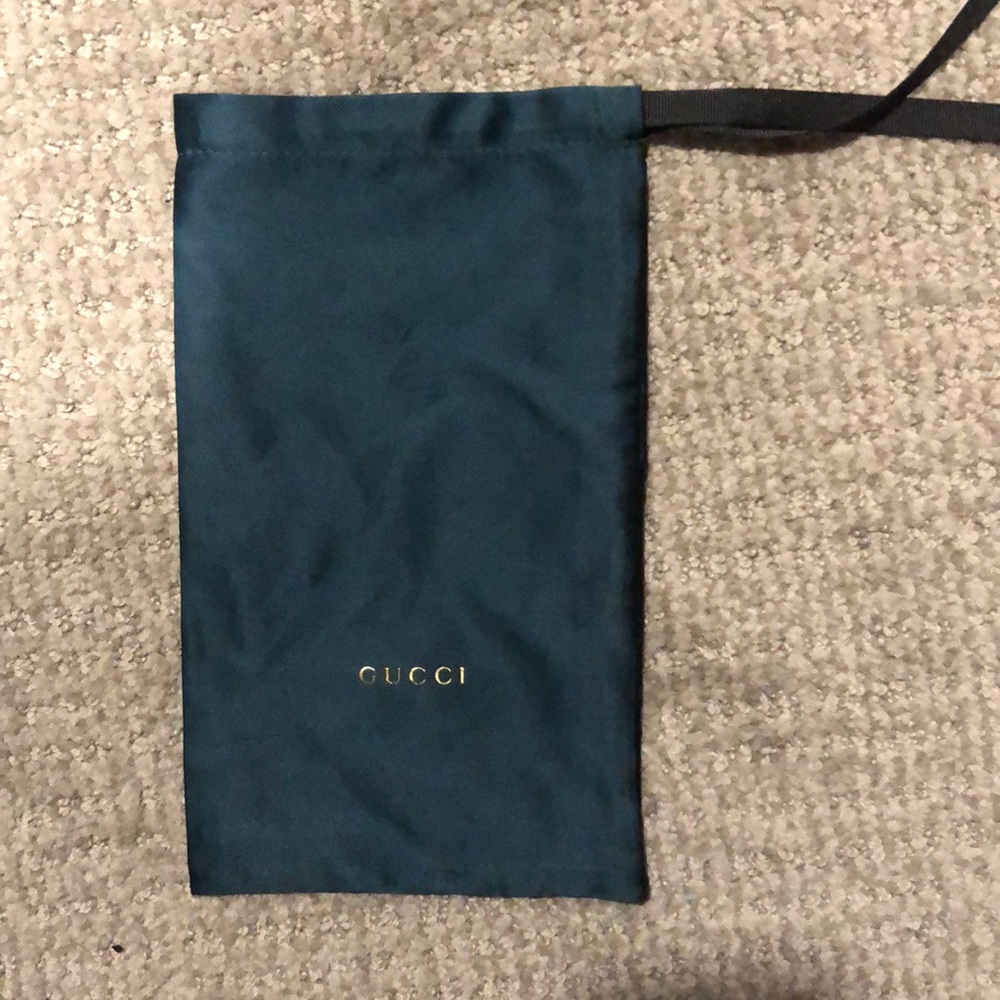 Gucci sunglass bag